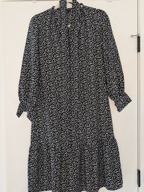 Anne Taylor Black and White Polka Dot Tie-Neck Women’s Dress